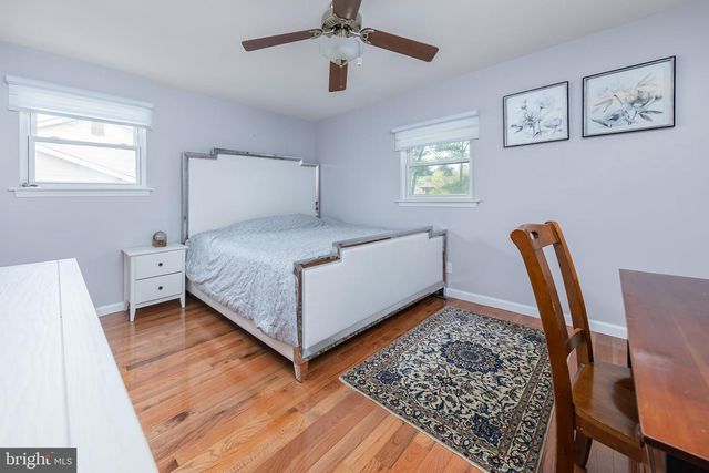 42 REGENT RD, Cherry Hill, NJ 08003
