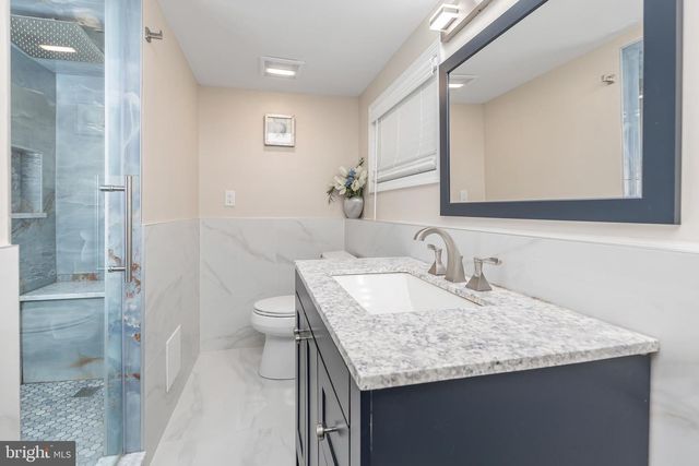 42 REGENT RD, Cherry Hill, NJ 08003