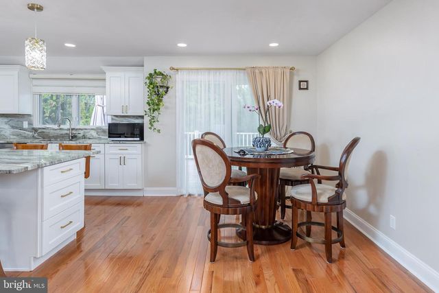 42 REGENT RD, Cherry Hill, NJ 08003