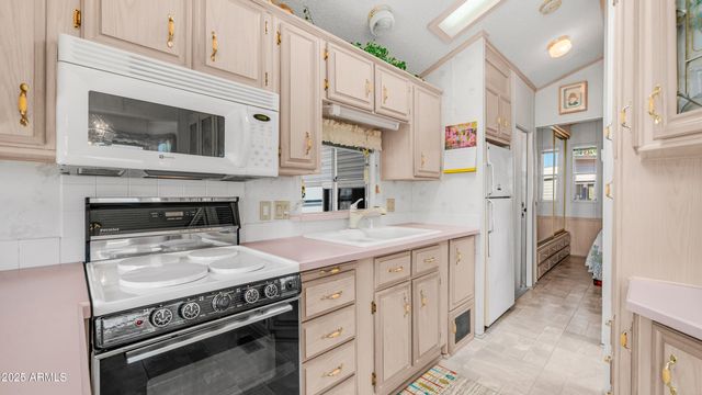 668 GYPSUM Drive, Apache Junction, AZ 85119