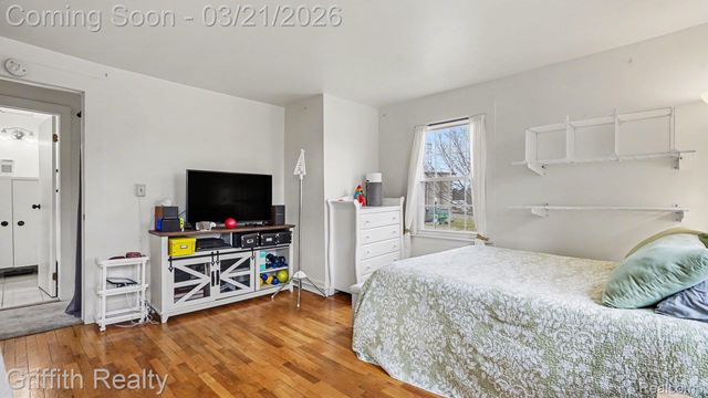 3576 Central Street, Dexter, MI 48130