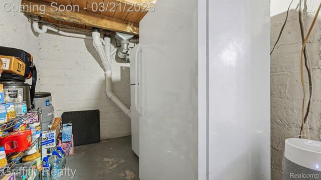 3576 Central Street, Dexter, MI 48130