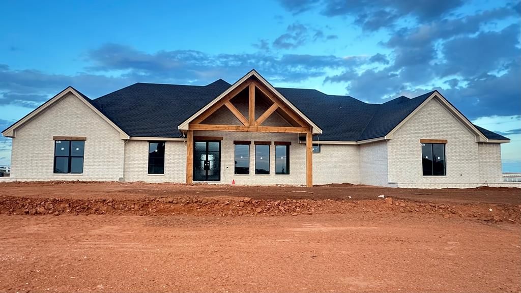 2815 S County Rd 1092, Midland, TX 79706