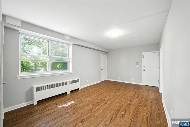 819 Bloomfield Avenue 1, Montclair, NJ 07042