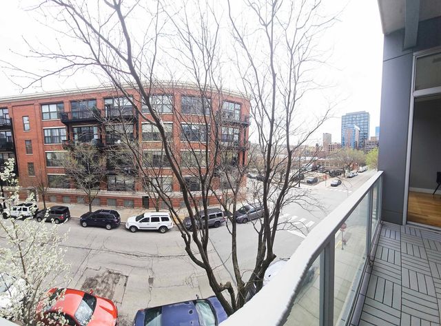 1100 W Adams Street 3N, Chicago, IL 60607