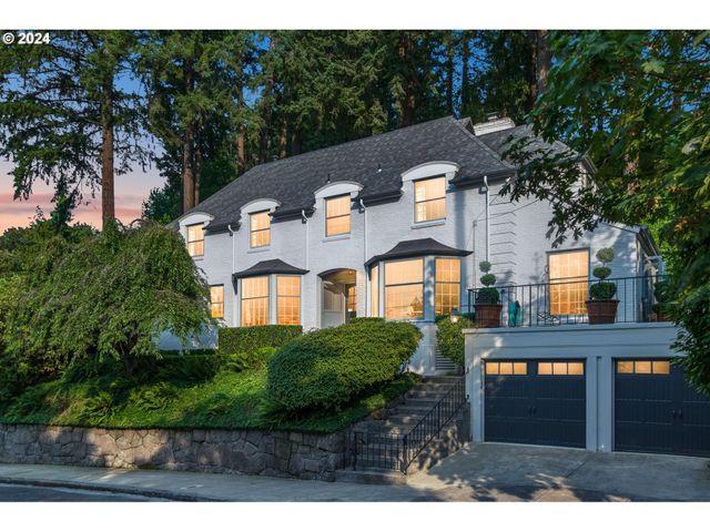 2934 Sw MONTGOMERY Dr, Portland, OR 97201