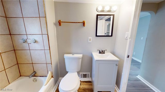 3200 W 94th Street, Cleveland, OH 44102