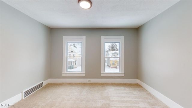 3200 W 94th Street, Cleveland, OH 44102