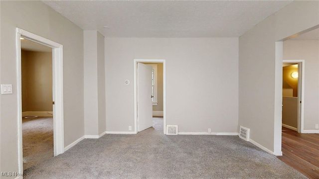 3200 W 94th Street, Cleveland, OH 44102