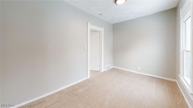 3200 W 94th Street, Cleveland, OH 44102