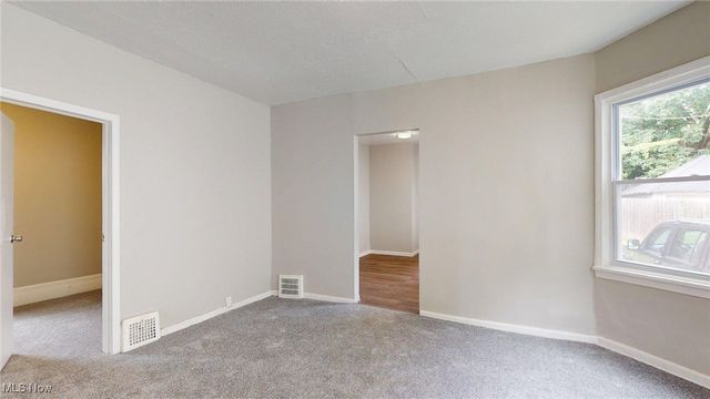 3200 W 94th Street, Cleveland, OH 44102