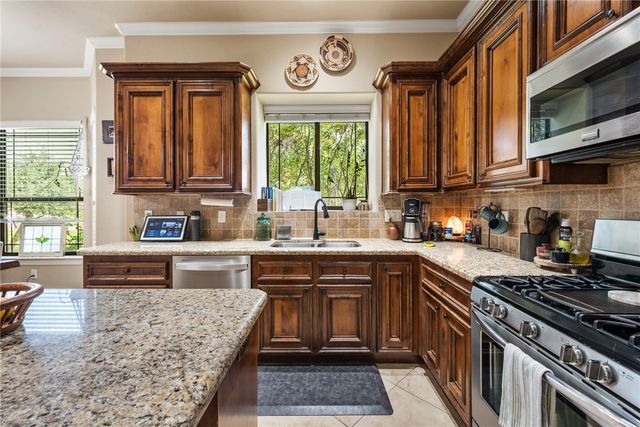 3912 Devrne Drive, College Station, TX 77845