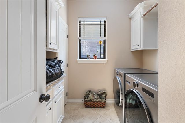 3912 Devrne Drive, College Station, TX 77845