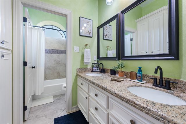 3912 Devrne Drive, College Station, TX 77845