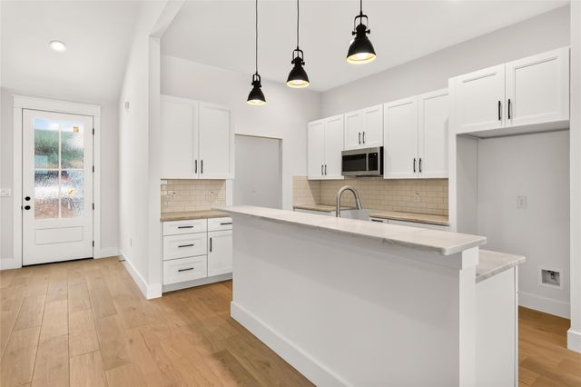 12 Summertime CIR, Wimberley, TX 78676