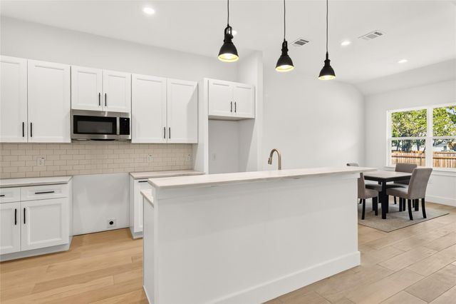 12 Summertime CIR, Wimberley, TX 78676
