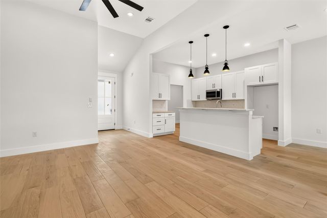 12 Summertime CIR, Wimberley, TX 78676