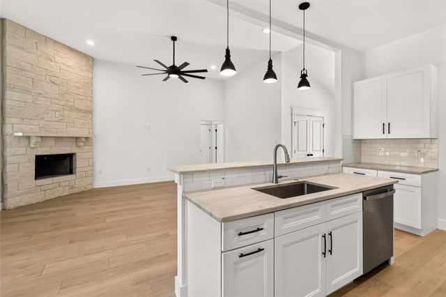 12 Summertime CIR, Wimberley, TX 78676