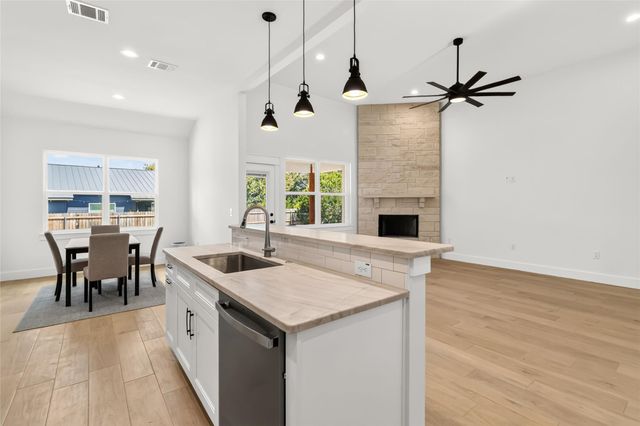 12 Summertime CIR, Wimberley, TX 78676