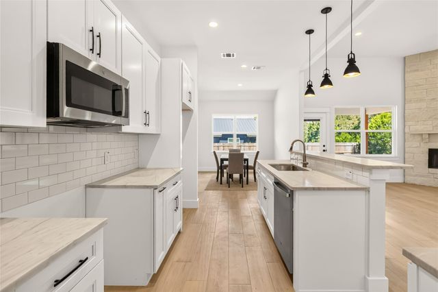 12 Summertime CIR, Wimberley, TX 78676