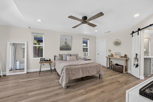 7351 Horseshoe Bar Rd, Loomis, CA 95650