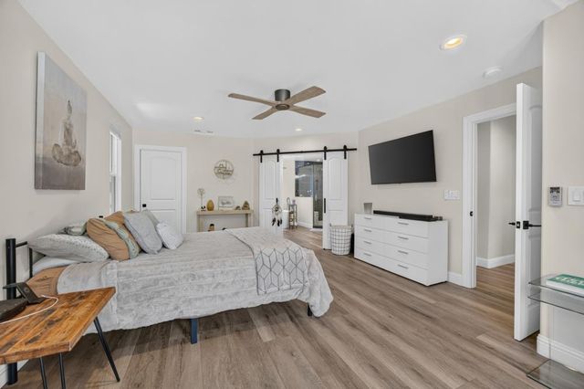 7351 Horseshoe Bar Rd, Loomis, CA 95650
