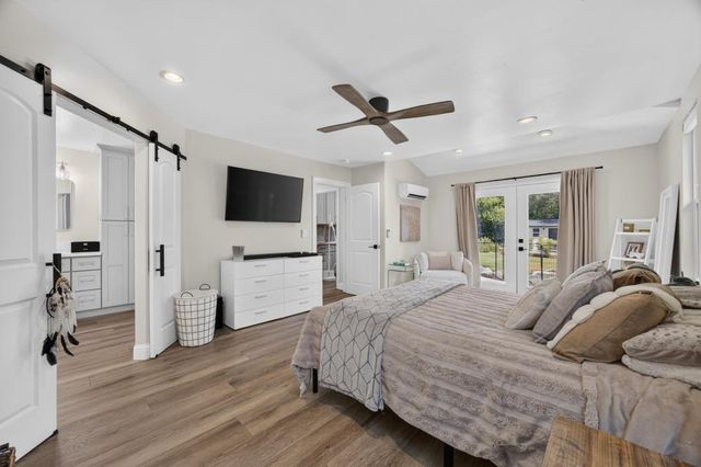 7351 Horseshoe Bar Rd, Loomis, CA 95650