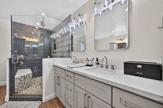 7351 Horseshoe Bar Rd, Loomis, CA 95650
