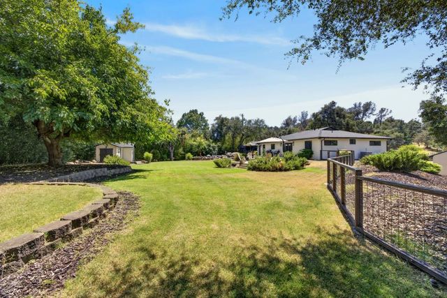 7351 Horseshoe Bar Rd, Loomis, CA 95650