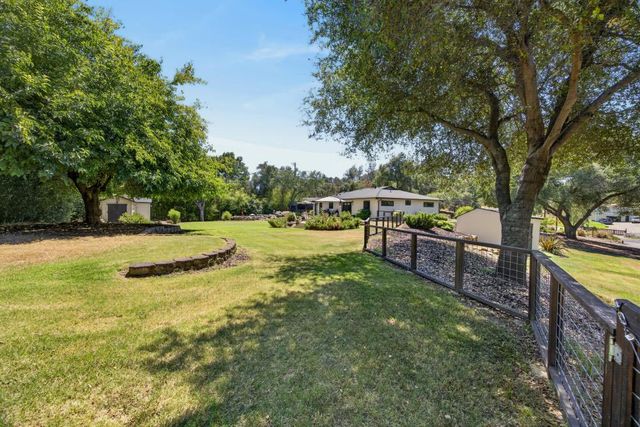 7351 Horseshoe Bar Rd, Loomis, CA 95650