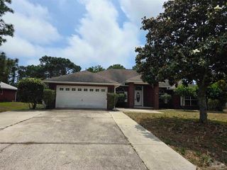 7303 Frankfort St, Navarre, FL 32566