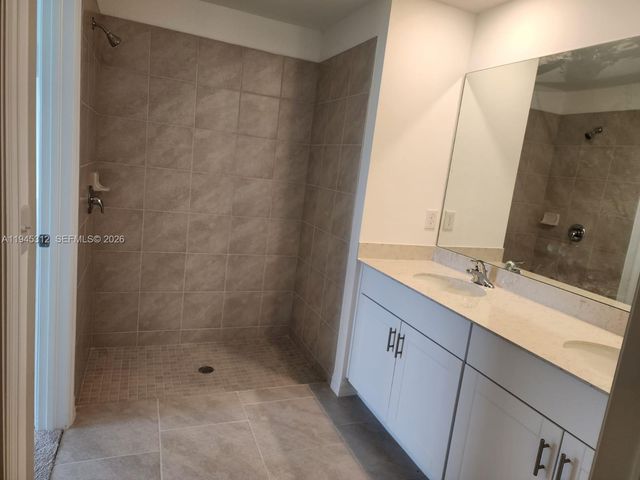 17711 Paradiso Way 17711, Fort Myers, FL 33917