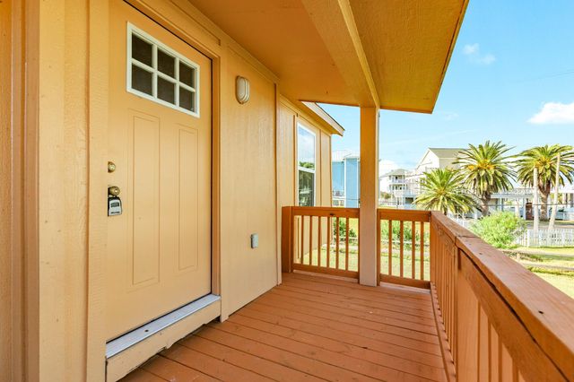 4120 Oleander Drive, Galveston, TX 77554
