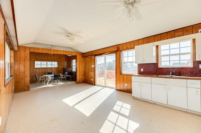 4120 Oleander Drive, Galveston, TX 77554