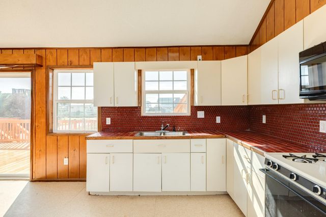 4120 Oleander Drive, Galveston, TX 77554