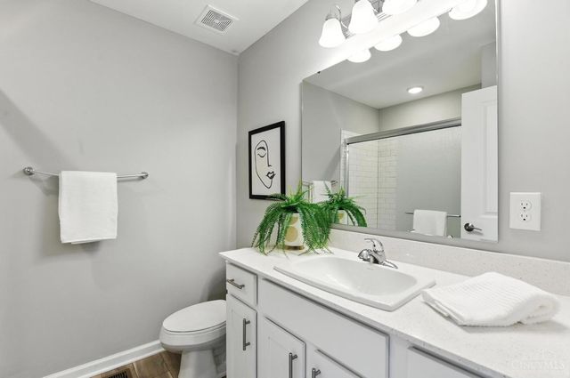 1545 Ruth Avenue, Cincinnati, OH 45207