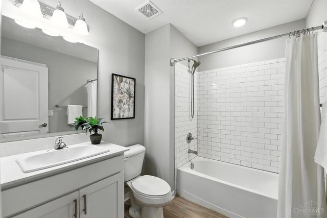 1545 Ruth Avenue, Cincinnati, OH 45207