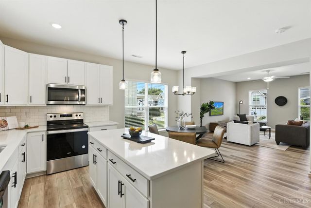 1545 Ruth Avenue, Cincinnati, OH 45207