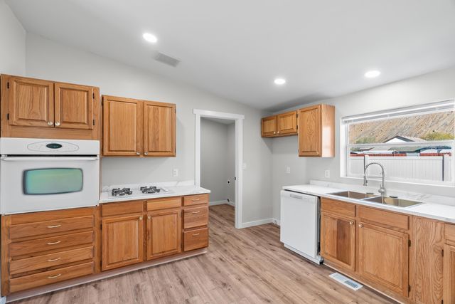 458 W 4th Street, Palisade, CO 81526