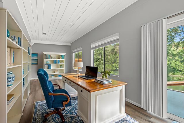 1380 Rogue River Highway, Gold Hill, OR 97525