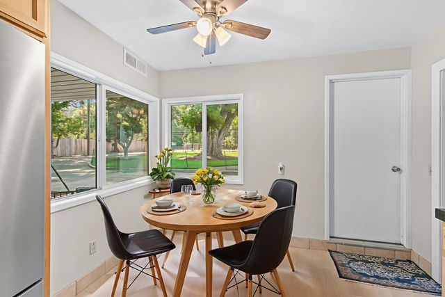 1380 Rogue River Highway, Gold Hill, OR 97525