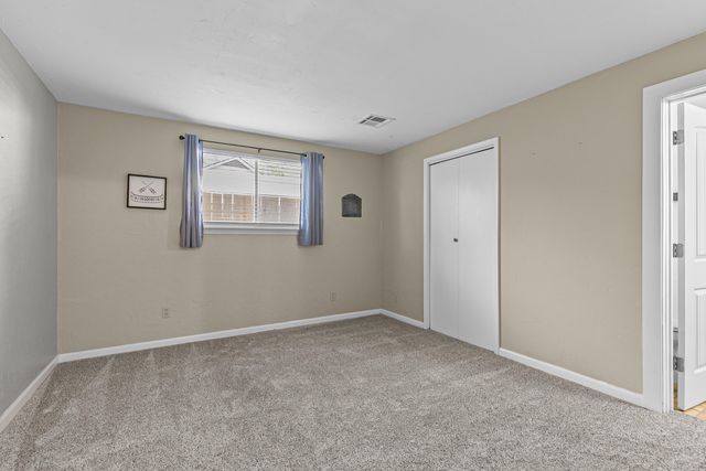 1380 Rogue River Highway, Gold Hill, OR 97525