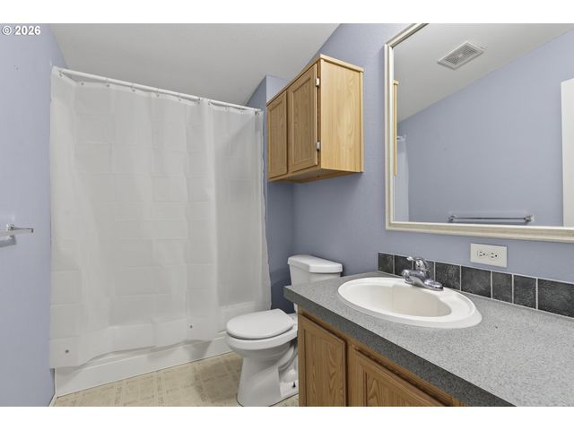 32700 Se LEEWOOD Ln 19, Boring, OR 97009