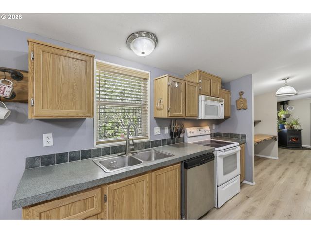 32700 Se LEEWOOD Ln 19, Boring, OR 97009