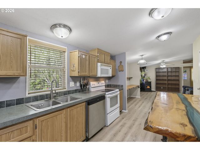 32700 Se LEEWOOD Ln 19, Boring, OR 97009