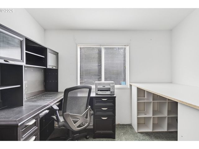 32700 Se LEEWOOD Ln 19, Boring, OR 97009