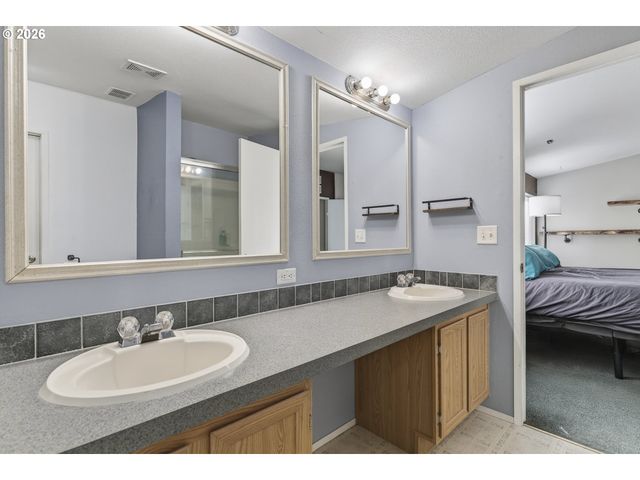 32700 Se LEEWOOD Ln 19, Boring, OR 97009