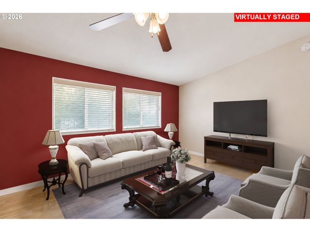 32700 Se LEEWOOD Ln 19, Boring, OR 97009