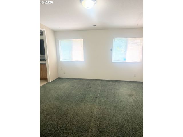 32700 Se LEEWOOD Ln 19, Boring, OR 97009