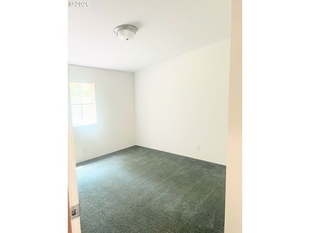 32700 Se LEEWOOD Ln 19, Boring, OR 97009